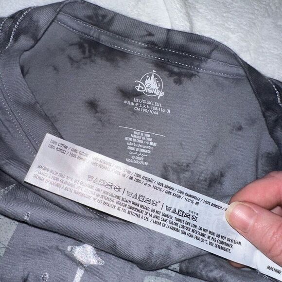 Disney Parks Gray Black Tie Dye Maleficent Tee Size Mens Large NWT - Picture 6 of 10